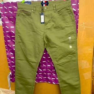 MENS Tommy Hilfiger NEW multiple sizes
